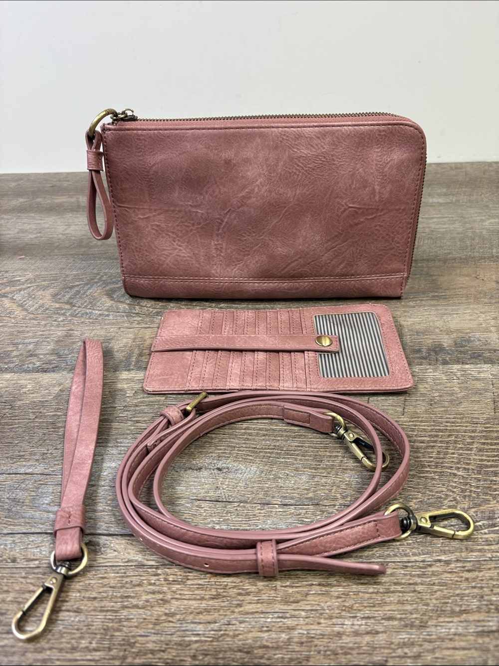 Joy Susan Dusty Rose / Mauve Convertible Crossbody Wristlet Wallet Bag Like New